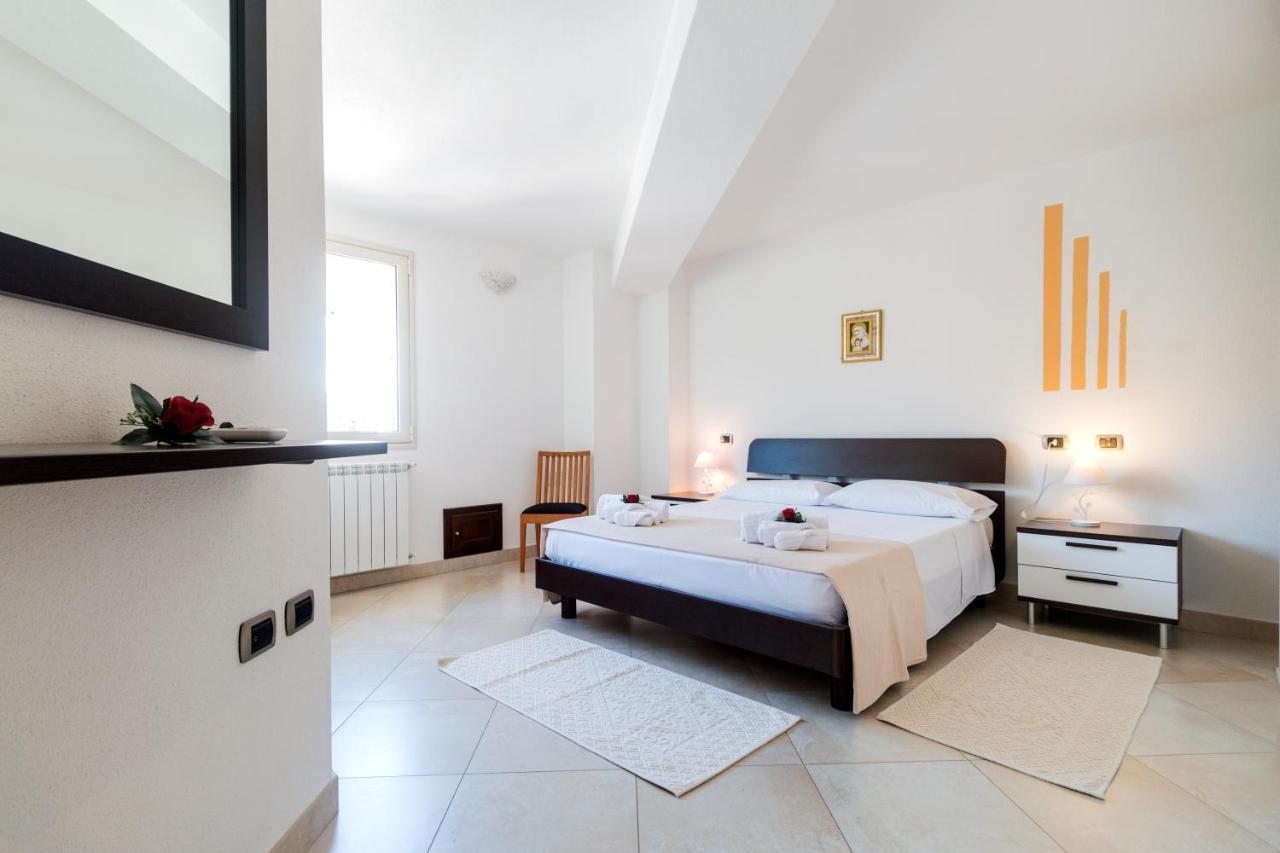Royal Suite Apartment Cala Gonone Exterior foto